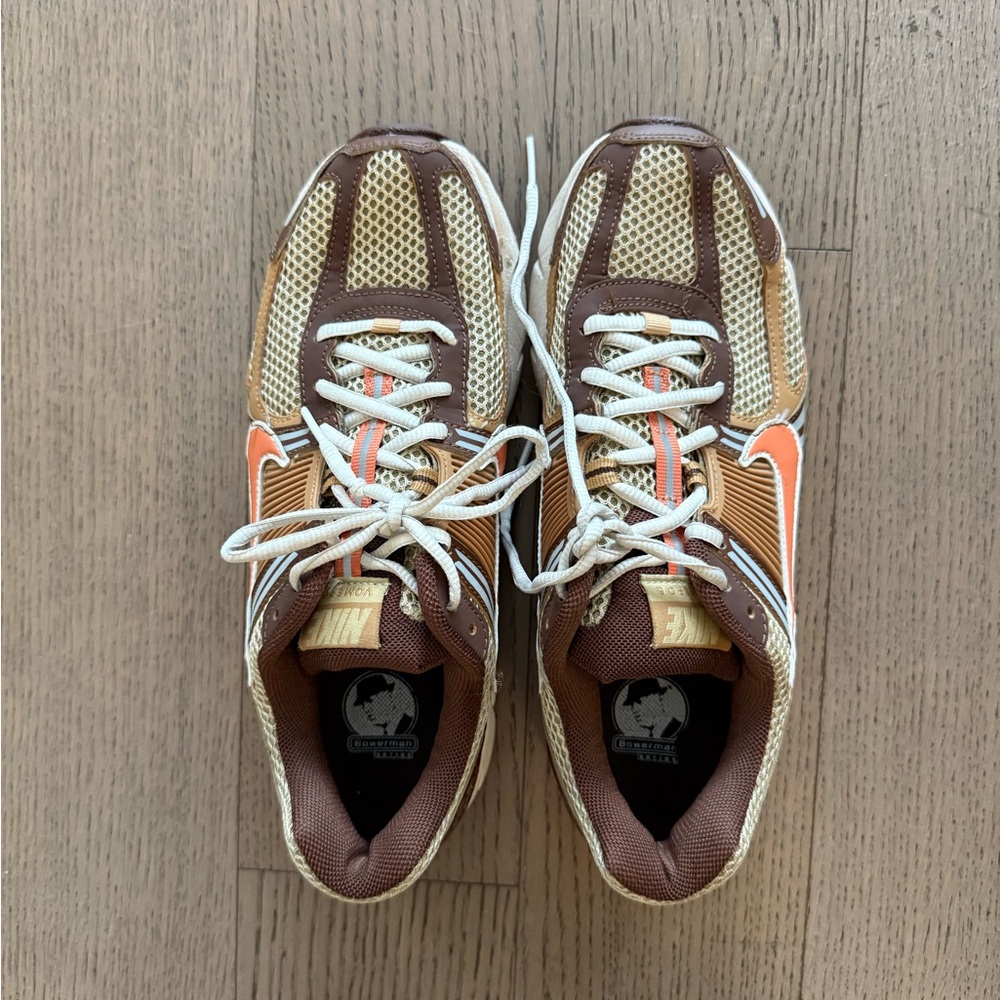 Chocolate brown nike vomero 5